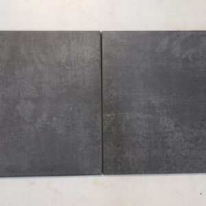Glaseret keramik flise mørk grå 20x20 cm