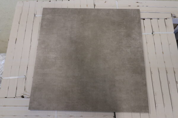 Flise 60x60cm grå