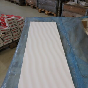 Flise 32x96cm Mat hvid bølge.