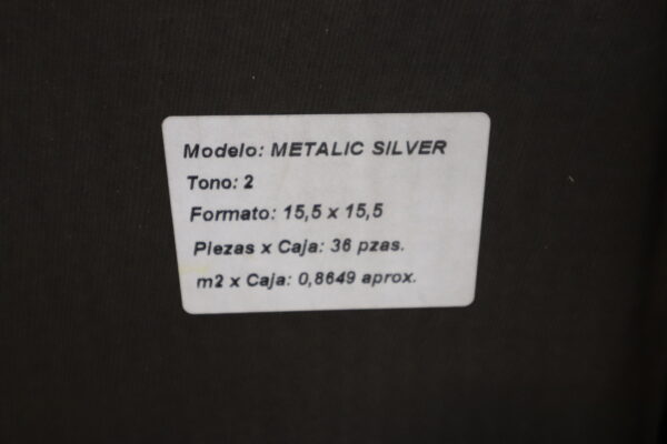 Glaseret flise METALIC SILVER 15x15cm.