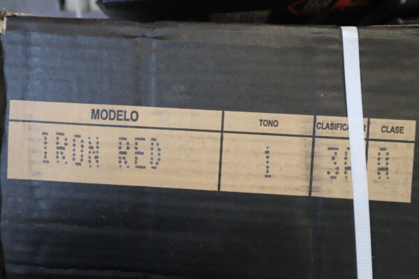Glaseret flise IRON RED 23x23cm.